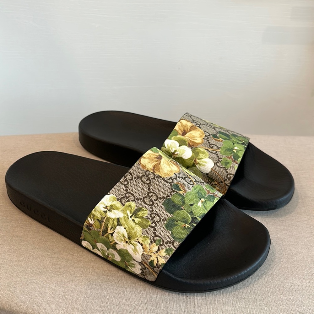 Gucci Mens Slides • Size 11 • Excellent Condition